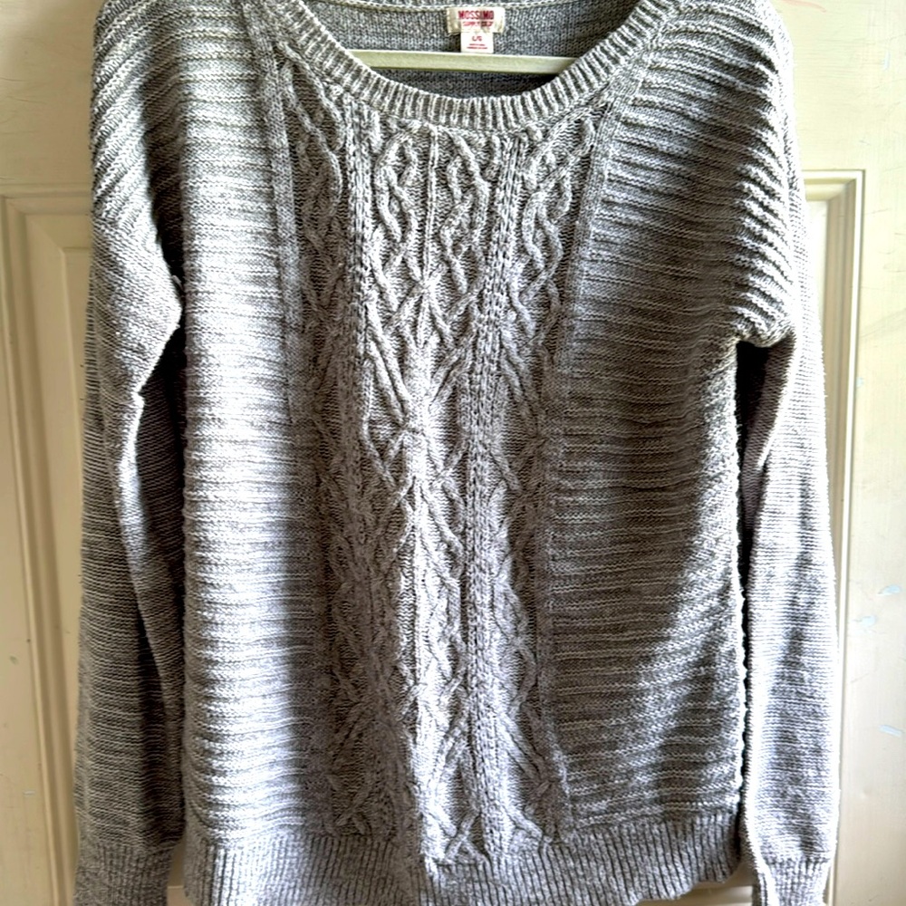 Mossimo Large Gray Cable Knit Sweater